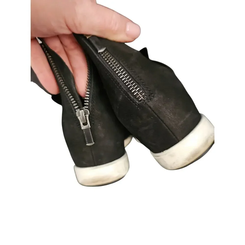 Eileen Fisher black suede ankle strap sandals sz 7 SH463
